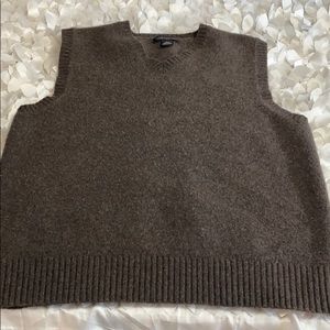 Men’s sweater vest! Perfect condition